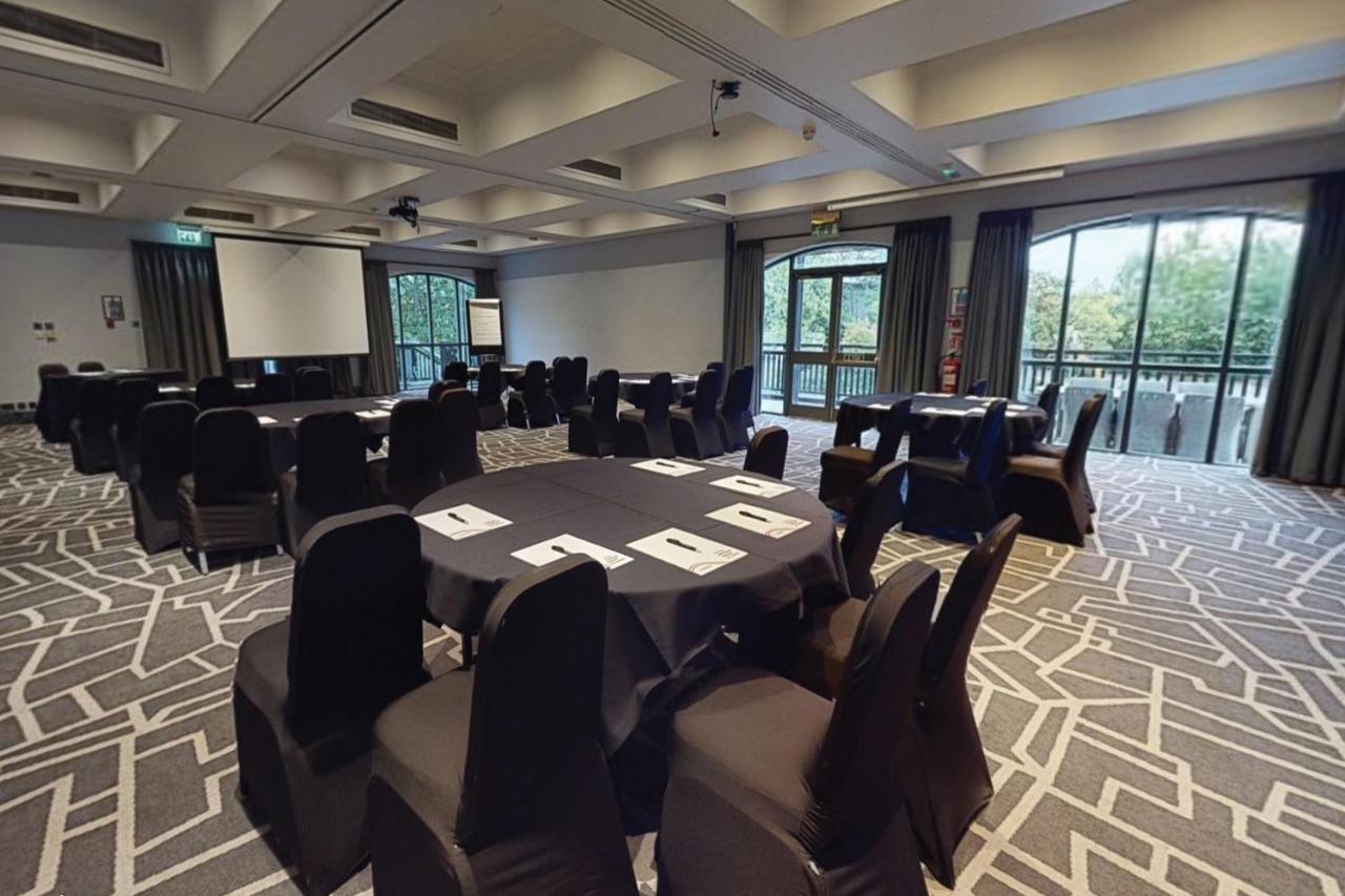 Village Nottingham Hotel
