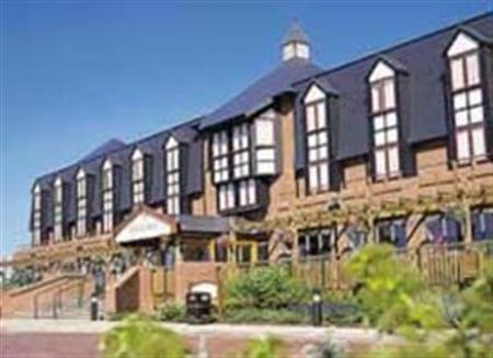 Village Nottingham 3*