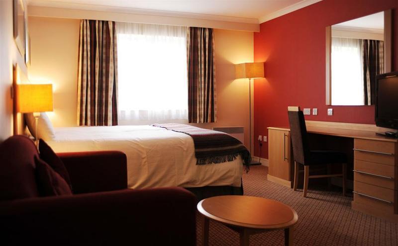 Village Nottingham Hotel 3*
